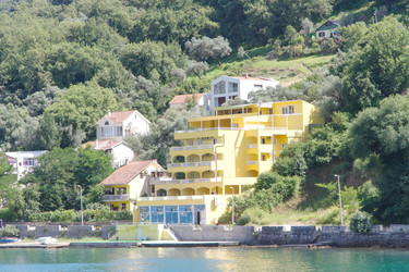 Similar image 21784339