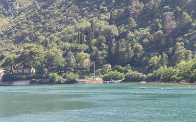 Similar image 21784366