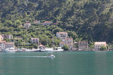 Similar image 21784371