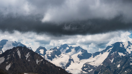 Similar image 21783440