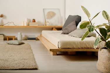 Similar image 21800124