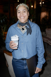 Similar image 21800953