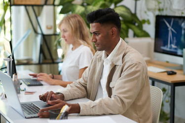 Similar image 21799688