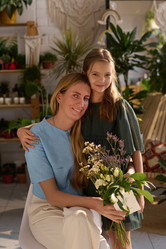 Similar image 21800709