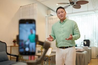 Similar image 21799768