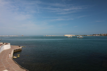 Similar image 21793346