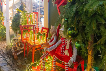 Similar image 21790096