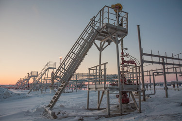 Similar image 21805337