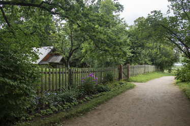 Similar image 21811476