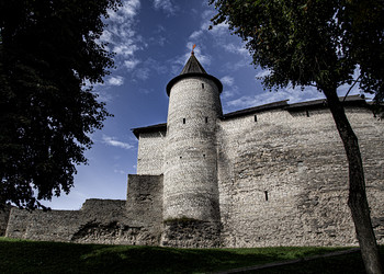 Similar image 21810670