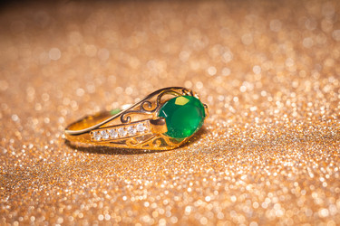 Similar image 21812310