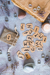 Similar image 21813950