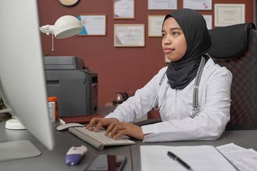 Similar image 21799006