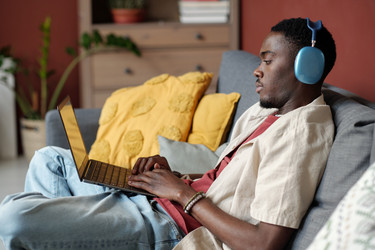 Similar image 21799997