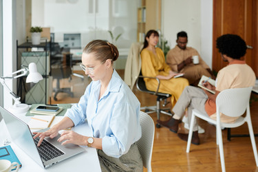 Similar image 21796312