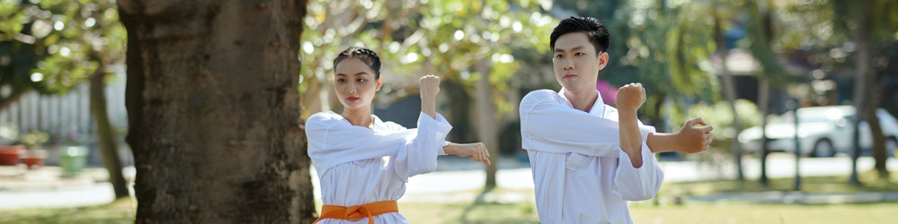 Similar image 21799670