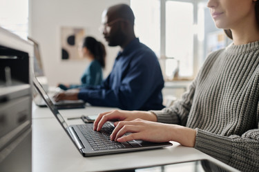 Similar image 21796175