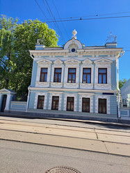 Similar image 21814733