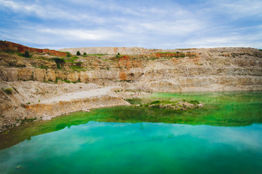 Similar image 21825000