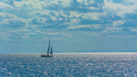 Similar image 21825919