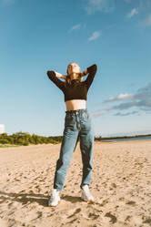 Similar image 21835015