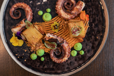 Similar image 21838271