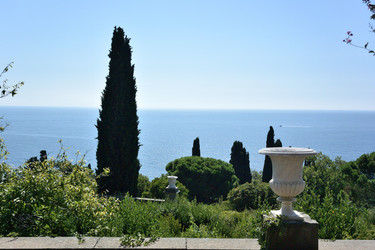 Similar image 21835297