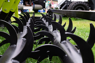 Similar image 21843376