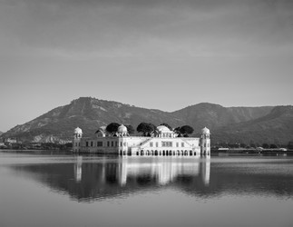 Similar image 21851857