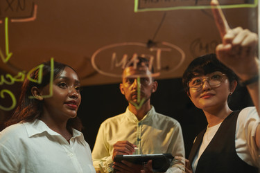 Similar image 21863693