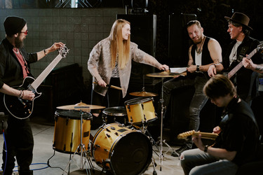 Similar image 21861372