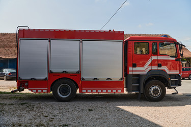 Similar image 21870063