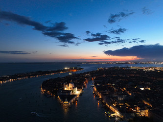 Similar image 21868225