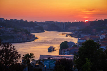 Similar image 21866350