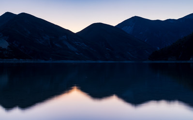 Similar image 21868475