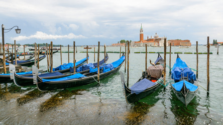 Similar image 21872465