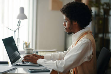 Similar image 21864600