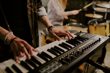 Similar image 21863771