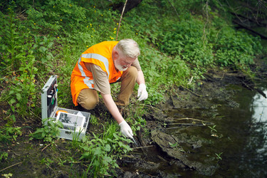 Similar image 21862875