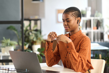 Similar image 21863840