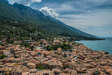 Similar image 21882387