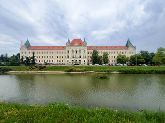 Similar image 21878587