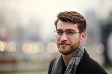 Similar image 21880940