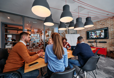 Similar image 21905810