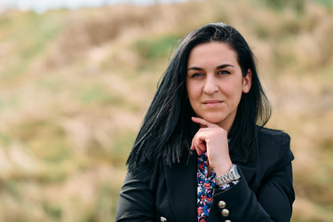 Similar image 21906210