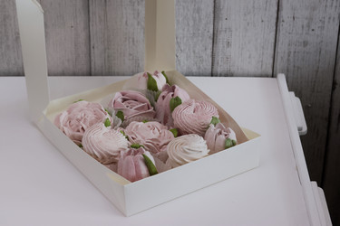 Similar image 21898240