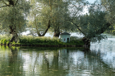 Similar image 21904900