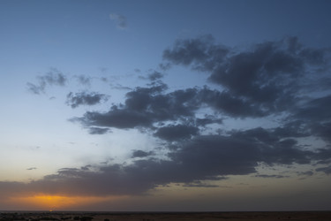 Similar image 21908096