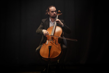 Similar image 21920600