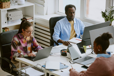 Similar image 21931350